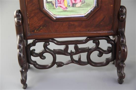 A pair of Chinese carved and pierced hardwood table screens, 19th century, overall height 20.3cm